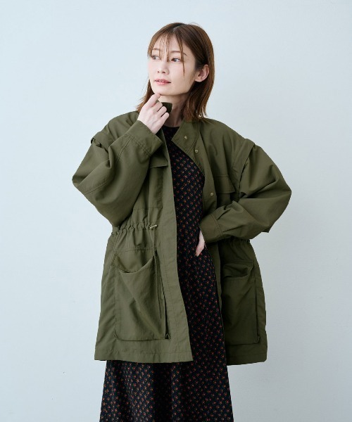 IEDIT(イディット)の「IEDIT ジレになる2ーWAYで長く楽しめる 大きめ多ポケットが便利なUVカットブルゾン〈カーキ〉(ブルゾン・レディース・カーキ・L/M/3L/LL/S/4L)」の2枚目の写真