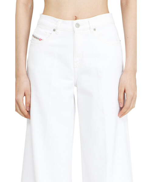 DIESEL(ディーゼル)の「ウィメンズ デニムパンツ 1978 D-AKEMI L.30(デニムパンツ・レディース・ホワイト・24inch/23inch/26inch/25inch/27inch/28inch/29inch/30inch)」の3枚目の写真