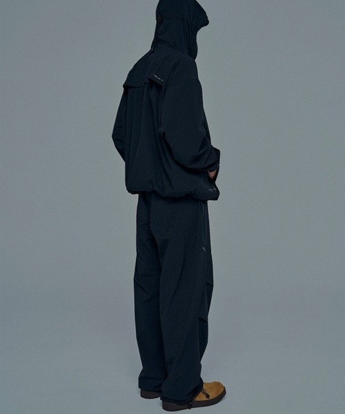 POLIQUANT（ポリクアント）の「【POLIQUANT/ポリクアント】WILDTHINGS | POLIQUANT THE PMC TRACK PANTS / CORDURARFabric（その他パンツ・メンズ・グレー/ブラック・2/1）」の4枚目の写真