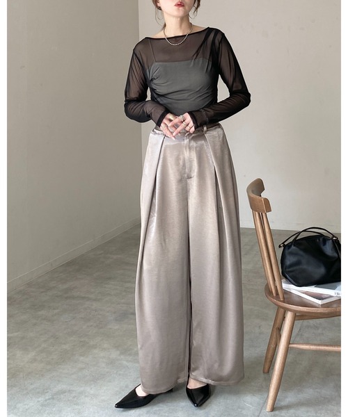 She's Closet(シーズクローゼット)の「長袖 オフショル シアードレープトップス(Tシャツ/カットソー・レディース・ブラック/アイボリー/グレー/グレイッシュベージュ・FREE)」の16枚目の写真
