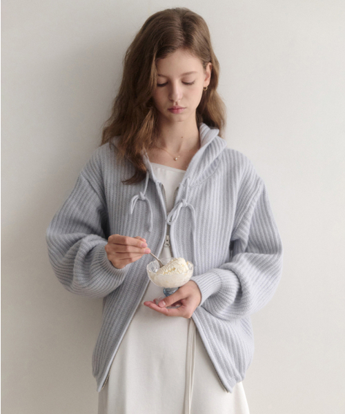 LENAV(ルナブ)の「エシー カシミヤ フードニット ジップアップ (スカイ)(カーディガン/ボレロ・レディース・その他・FREE)」の1枚目の写真