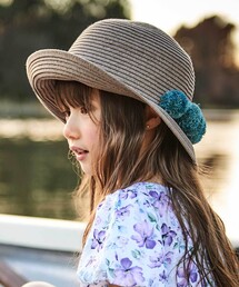 BeBe（ベベ）の「【アジャスター付】【お揃い】ラフィアポンポンペーパーブレードハット(48~56cm)（ハット）」