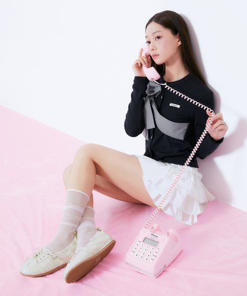 CHAAKAN（チャカン靴）の「ポエル ハートチャームストラップスニーカー SNLTR1i110（バレエシューズ・レディース・ブラック/シルバー/ホワイト・22.5cm/23cm/23.5cm/24cm/24.5cm/25cm）」の7枚目の写真