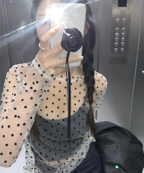MASHIRO（マシロ）の「【MASHIRO】ドットシアーカットオフカットソー 長袖 Y2K(MA/EK151)（Tシャツ/カットソー・レディース・ホワイト/ブラック・FREE）」の15枚目の写真
