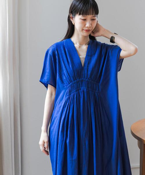 URBAN RESEARCH DOORS(アーバンリサーチドアーズ)の「ピンタックギャザーワンピース(ワンピース・レディース・ブラック/ロイヤルブルー/ブラウン・FREE)」の10枚目の写真