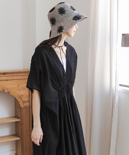 URBAN RESEARCH DOORS（アーバンリサーチドアーズ）の「ピンタックギャザーワンピース（ワンピース・レディース・ブラック/ロイヤルブルー/ブラウン・FREE）」の8枚目の写真