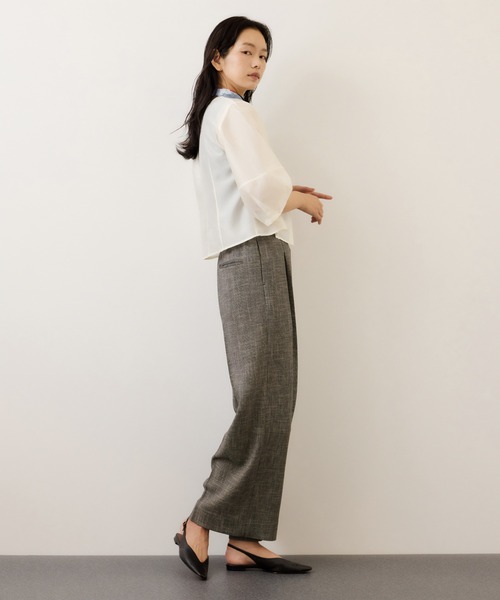 ROPE'（ロペ）の「ランタンスリーブシルクライクブラウス/イージーケア（シャツ/ブラウス・レディース・スミクロ/ブルー/オフホワイト・FREE）」の11枚目の写真