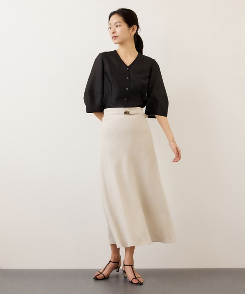 ROPE'（ロペ）の「ランタンスリーブシルクライクブラウス/イージーケア（シャツ/ブラウス・レディース・スミクロ/ブルー/オフホワイト・FREE）」の17枚目の写真