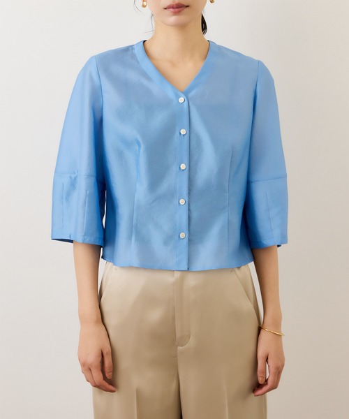 ROPE'（ロペ）の「ランタンスリーブシルクライクブラウス/イージーケア（シャツ/ブラウス・レディース・スミクロ/ブルー/オフホワイト・FREE）」の19枚目の写真