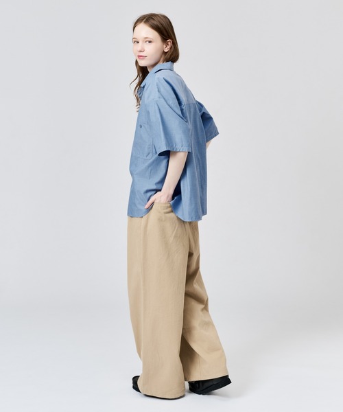 WETTEMPT(ウィテンプト)の「OPEN COLLAR CHAMBRAY S/S SHIRT / オープンカラーシャンブレーS/Sシャツ(シャツ/ブラウス・メンズ・ブルー/グレー・LARGE/MEDIUM/SMALL)」の13枚目の写真