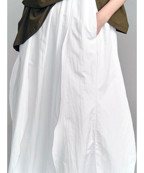 UN3D.(アンスリード)の「ASYMMETRY BLOUSING OP(ワンピース・レディース・オレンジ/ホワイト/ブラック・38/36)」の11枚目の写真