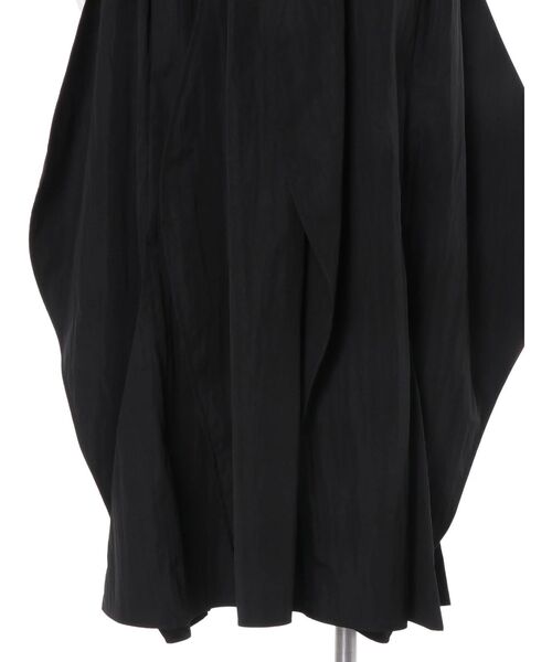 UN3D.(アンスリード)の「ASYMMETRY BLOUSING OP(ワンピース・レディース・オレンジ/ホワイト/ブラック・38/36)」の17枚目の写真