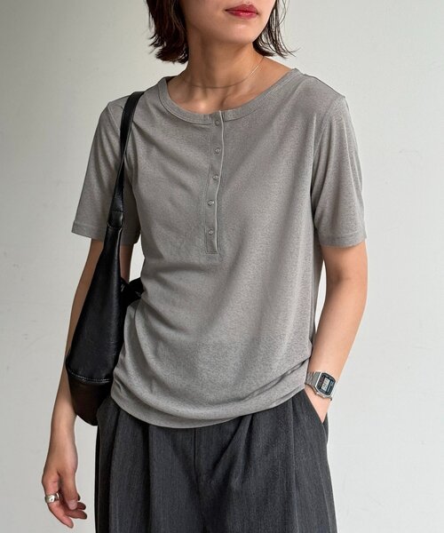 CPCM(シーピーシーエム)の「シアーヘンリーセットT(Tシャツ/カットソー・レディース・イエロー/ブラウン/ホワイト/グレー・FREE)」の5枚目の写真