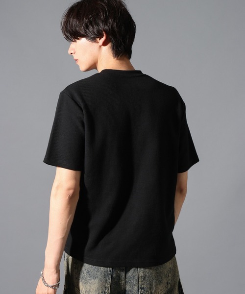LAND MUSEUM(ランドミュージアム)の「LAND MUSEUM/ゴシックロゴヘンリーT(Tシャツ/カットソー・メンズ・ブラック/グレー・MEDIUM/LARGE)」の14枚目の写真