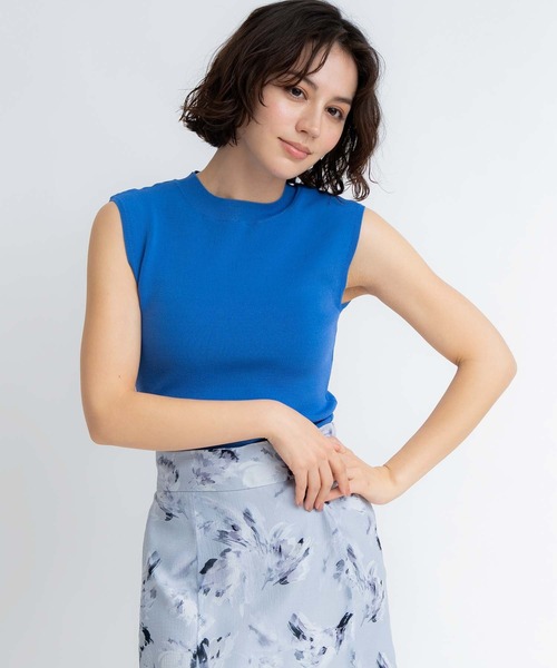 NOELA(ノエラ)の「ハイネックノースリニット(ニット/セーター・レディース・ブラック/オフホワイト/ブルー/レッド/ブラウン・フリー)」の12枚目の写真