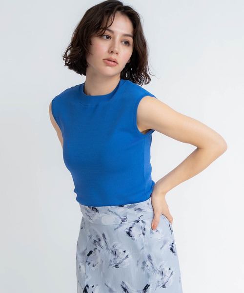 NOELA(ノエラ)の「ハイネックノースリニット(ニット/セーター・レディース・ブラック/オフホワイト/ブルー/レッド/ブラウン・フリー)」の13枚目の写真