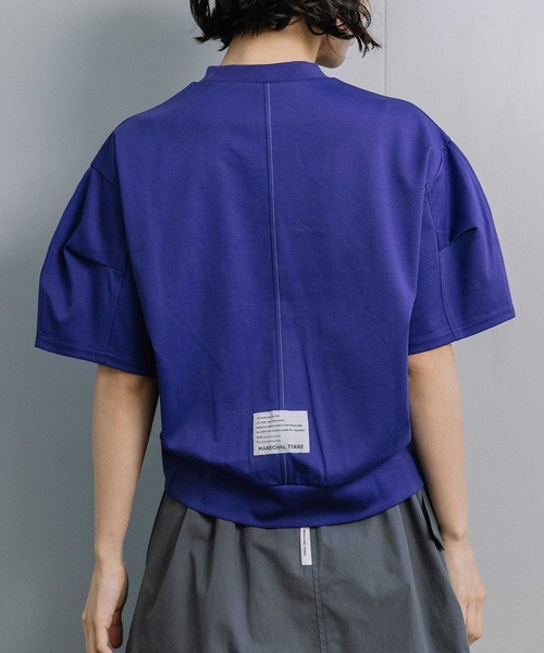 MARECHAL TERRE（マルシャルテル）の「【UVカット / 接触冷感】ツイストデザイントップス（Tシャツ/カットソー・レディース・ネイビー/オフホワイト/ブラック/ブルー・MEDIUM）」の6枚目の写真