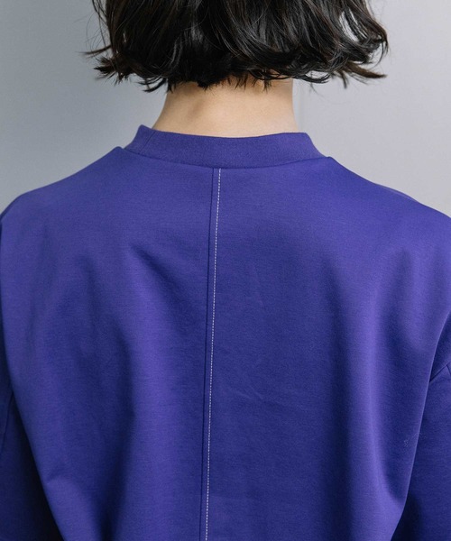 MARECHAL TERRE（マルシャルテル）の「【UVカット / 接触冷感】ツイストデザイントップス（Tシャツ/カットソー・レディース・ネイビー/オフホワイト/ブラック/ブルー・MEDIUM）」の13枚目の写真