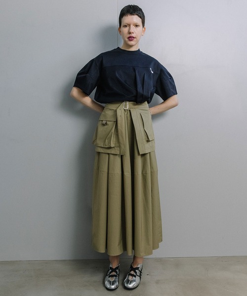 MARECHAL TERRE（マルシャルテル）の「【UVカット / 接触冷感】ツイストデザイントップス（Tシャツ/カットソー・レディース・ネイビー/オフホワイト/ブラック/ブルー・MEDIUM）」の19枚目の写真
