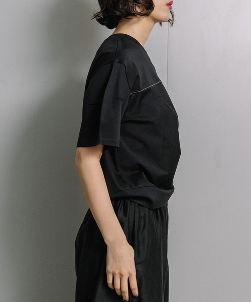 MARECHAL TERRE（マルシャルテル）の「【UVカット / 接触冷感】ツイストデザイントップス（Tシャツ/カットソー・レディース・ネイビー/オフホワイト/ブラック/ブルー・MEDIUM）」の20枚目の写真