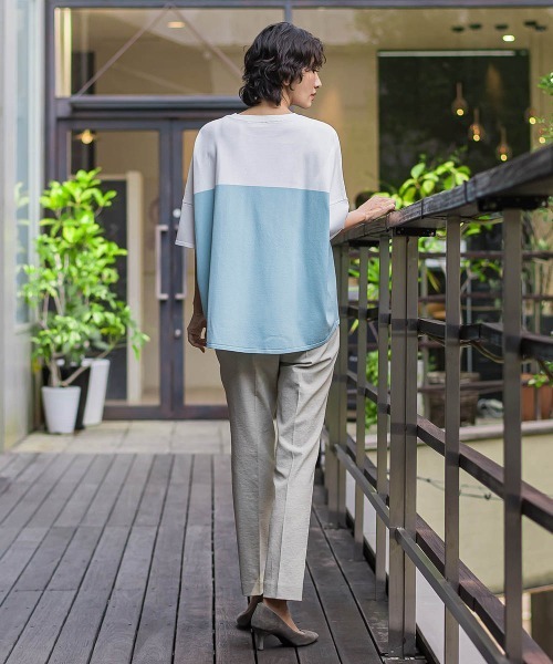 la.f…(ラエフ)の「【WEB限定】"涼感"バイカラーニット(ニット/セーター・レディース・ダークネイビー/ベージュ系その他/ブラック系その他/ブルー系その他・9号)」の17枚目の写真