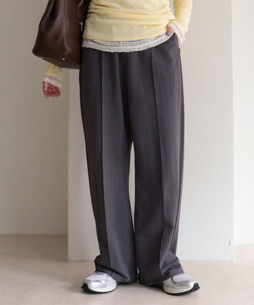 fredy emue(フレディエミュ)の「《セットアップ対応》リネン混ハイゲージセンターシームパンツ(その他パンツ・レディース・ブラック/チャコールグレー・36/38)」の16枚目の写真