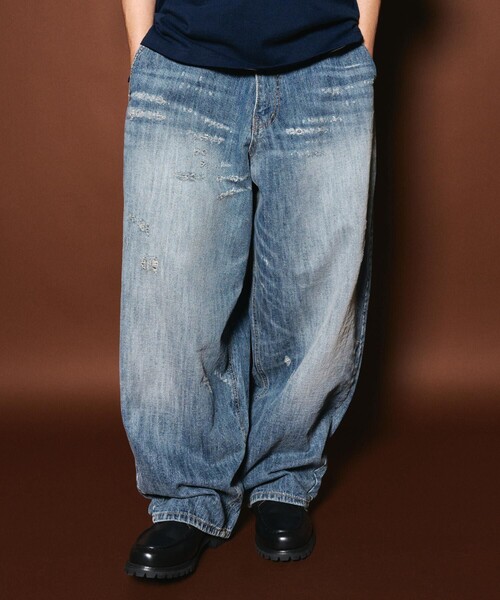 Subciety(サブサエティ)の「Damaged wide balloon denim pants(デニムパンツ・メンズ・インディゴブルー・MEDIUM/LARGE)」の13枚目の写真