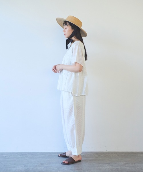 yuni(ユニ )の「Flower JQ×lace pants(その他パンツ・レディース・ホワイト/ブラック・FREE)」の4枚目の写真