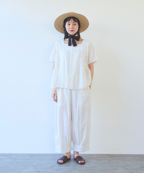 yuni(ユニ )の「Flower JQ×lace pants(その他パンツ・レディース・ホワイト/ブラック・FREE)」の3枚目の写真