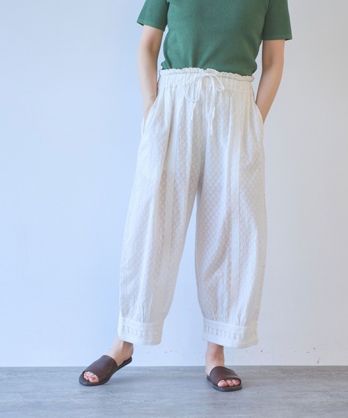 yuni(ユニ )の「Flower JQ×lace pants(その他パンツ・レディース・ホワイト/ブラック・FREE)」の7枚目の写真