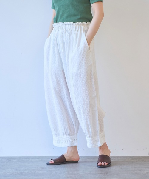 yuni(ユニ )の「Flower JQ×lace pants(その他パンツ・レディース・ホワイト/ブラック・FREE)」の8枚目の写真