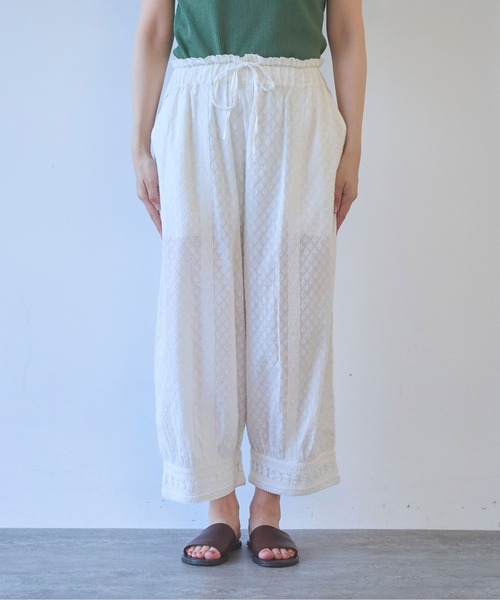yuni(ユニ )の「Flower JQ×lace pants(その他パンツ・レディース・ホワイト/ブラック・FREE)」の11枚目の写真