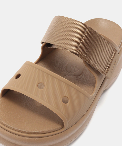crocs(クロックス)の「Crocs SOHO TWO STRAP SANDAL 212861-2EY(サンダル・レディース・ブラウン・22cm)」の6枚目の写真