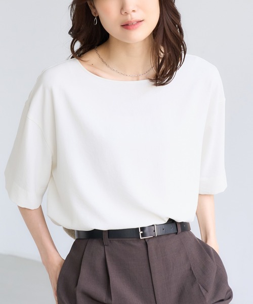 ROPE' PICNIC(ロペピクニック)の「【一部店舗限定】ジョーゼットTeeブラウス/UVケア・接触冷感・防シワ(シャツ/ブラウス・レディース・ベージュ/サックスブルー/ブラック/オフホワイト/ブラウン・FREE)」の2枚目の写真