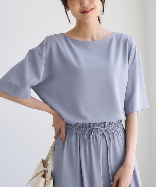 ROPE' PICNIC(ロペピクニック)の「【一部店舗限定】ジョーゼットTeeブラウス/UVケア・接触冷感・防シワ(シャツ/ブラウス・レディース・ベージュ/サックスブルー/ブラック/オフホワイト/ブラウン・FREE)」の1枚目の写真