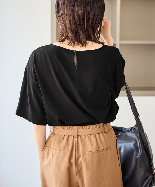 ROPE' PICNIC(ロペピクニック)の「【一部店舗限定】ジョーゼットTeeブラウス/UVケア・接触冷感・防シワ(シャツ/ブラウス・レディース・ベージュ/サックスブルー/ブラック/オフホワイト/ブラウン・FREE)」の8枚目の写真
