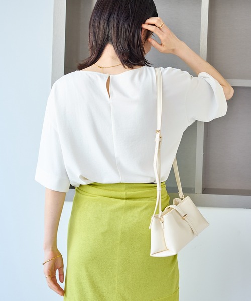 ROPE' PICNIC(ロペピクニック)の「【一部店舗限定】ジョーゼットTeeブラウス/UVケア・接触冷感・防シワ(シャツ/ブラウス・レディース・ベージュ/サックスブルー/ブラック/オフホワイト/ブラウン・FREE)」の18枚目の写真