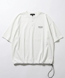 Mark Gonzales（マーク・ゴンザレス）の「2026SS Mark Gonzale マークゴンザレス オーバーサイズ ワンポイントロゴ刺繍 ドローコード付 ヘンリーネックTシャツ（Tシャツ/カットソー）」
