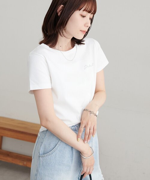 DISCOAT(ディスコート)の「【WEB限定】前後2WAYロゴ刺繍ミニTシャツ(Tシャツ/カットソー・レディース・ライトグレー/オフホワイト/ピンク・MEDIUM)」の4枚目の写真