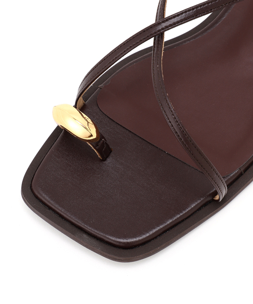 GRISE(グリーズ)の「《/WEB+一部店舗限定》GRISEメタルリングクロストングサンダル(サンダル・レディース・ボルドー・MEDIUM/SMALL/X-LARGE/LARGE)」の12枚目の写真
