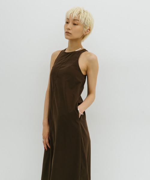 HANNE(アン)の「カップインアメスリロングワンピース(ワンピース・レディース・ブラウン/ブラック・S/M)」の8枚目の写真