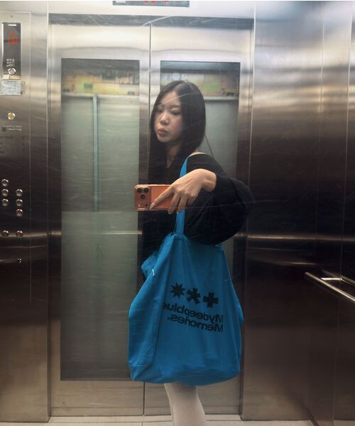 mydeepbluememories(マイディープブルーメモリーズ)の「MM LOGO ECO BAG_Cyan(エコバッグ/サブバッグ・レディース・ターコイズブルー・FREE)」の9枚目の写真