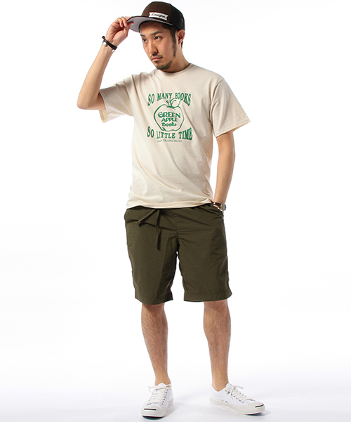 B:MING by BEAMS（ビーミングバイビームス）の「GREEN APPLE BOOKS / So Many Books T shirt（Tシャツ/カットソー・メンズ・ナチュラル・MEDIUM/LARGE）」の7枚目の写真