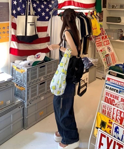 FAVORITO(ファヴォリート)の「デニムサロペット(サロペット/オーバーオール・レディース・ダークブルー・F)」の16枚目の写真