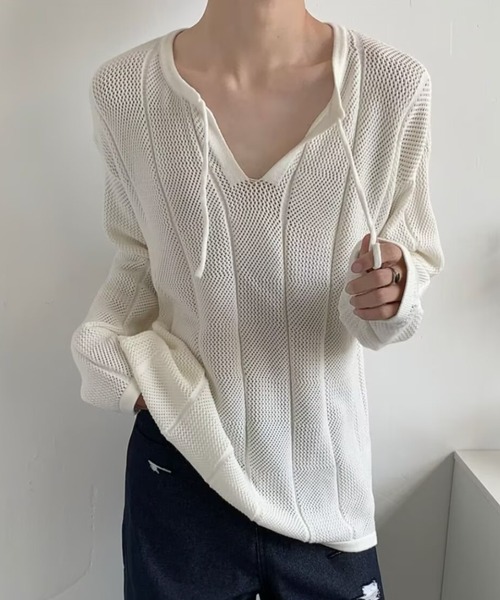 FreeZone(フリーゾーン)の「メッシュ編みVネックルーズニット(ニット/セーター・メンズ・ホワイト/ブラック・F)」の16枚目の写真