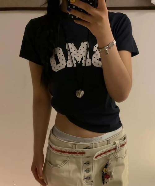 Vipoa(ヴィポア)の「ドットレタリングハートT(Tシャツ/カットソー・レディース・ネイビー/ホワイト・FREE)」の15枚目の写真