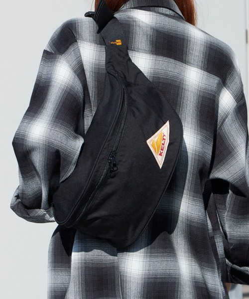 KELTY(ケルティ)の「KELTY/ケルティ BIG FANNY(ボディバッグ/ウエストポーチ・メンズ・ブラック/ネイビー/グレー/オリーブ/タン/モカ/キャメル・FREE)」の8枚目の写真