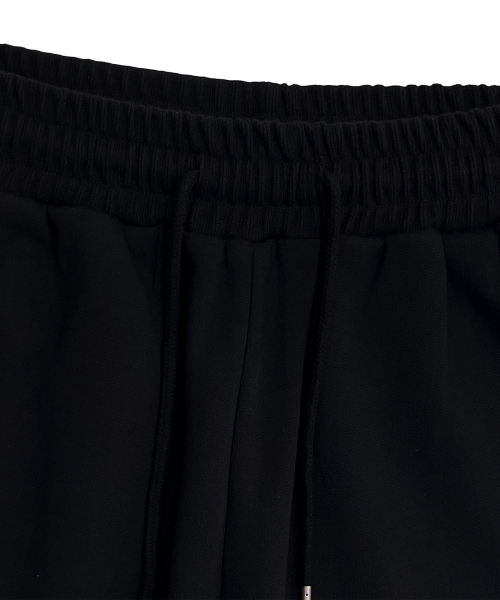 ANNOYED（アノイド）の「ダブルニーバミューダスウェットショーツ LQ2PU417_BLACK（その他パンツ・メンズ・その他・30/28/32/27）」の3枚目の写真
