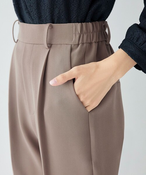 Tiaclasse(ティアクラッセ)の「【大きいサイズ】【セットアップ対応可】ストレッチテーパードパンツ(その他パンツ・レディース・ネイビー/グレイッシュベージュ/ブラック/モカ・XL/XXL)」の14枚目の写真