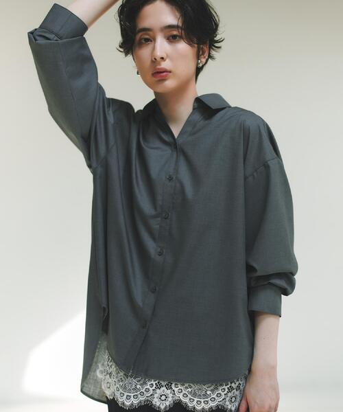 THE SHOP TK (ザ ショップ ティーケー )の「後ろ姿も着映える バックシャーリングシャツ(シャツ/ブラウス・レディース・グレー/ライトブルー/ネイビー系1・12/13)」の6枚目の写真